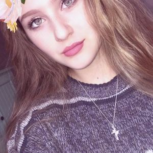 Meet your Posher, Kenzie